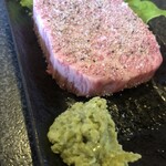 焼肉 すっきゃねん - 和牛ザブトンロース　1,760円