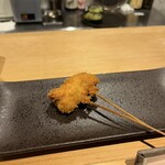 お出汁で食べる串かつと釜めしの専門店 ぎん庵 - アスパラ肉巻き