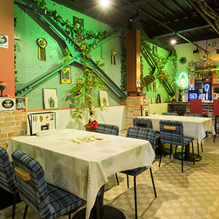 A colorful space full of authentic atmosphere ◆ From casual drinking parties to reserved ◎