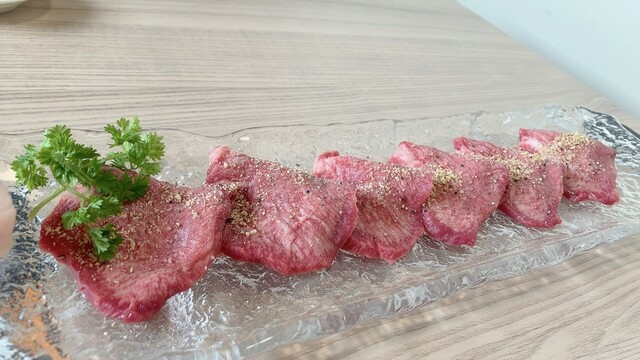 Kuroge Wagyu Nama Horumon Maun Shinfukae Honten photo 2