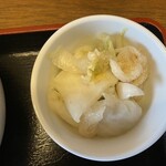 おふくろ亭 - 2023/08/08
      ホル鍋定食 大飯 ニンニク 600円
      ✳︎選べる小鉢は温泉玉子
      ピリ辛あじのチリソース 100円