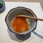 Sushi To Nihonryouri Shinjuku Yonegami - 【ランチ】鮨x日本料理 お昼の寿司会席
                        いくら小丼