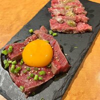 ホルモン焼肉 富や 栄店 - 