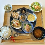 Daininngu poto goryoukaku - 御料鶴小鉢膳　２５００円　(2023/08)