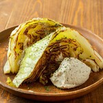 キャベツステーキ~バーニャカウダソース~