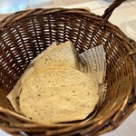 コッコリーノ - ハーブ香る パン