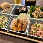 四川 郷土菜 シャンバァロウ - 前菜盛り合わせ(6品) 1500円