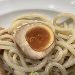 まるぜん - つけ麺 850円 (味玉)