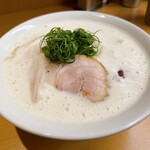 鶏's 麺処 諭吉 - 濃厚鶏出汁そば 塩…税込950円