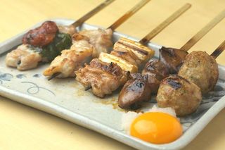 Yakitori Ba-Doman - 炭火で丁寧に焼き上げれば、溢れ出す旨みにお腹も心も満たされること間違いなし！