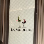 LA MODESTIE - 