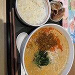 デニーズ - 胡麻香る四川風担々麺セット