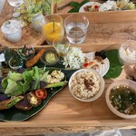 アワーズダイニング - 