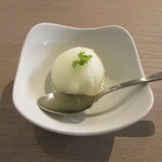 焼肉shuhari - サービスでいただいたゆずシャーベット