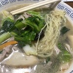 東海一品香 - 細縮れ麺