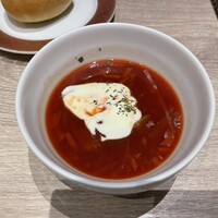 ゴドノフ東京 丸ビル店 - 【Sコース】個人盛り 牛サーロイン
                    のパイ包み焼きが食べれる飲み放題付きプラン
                    ゴドノフ本店のボルシチ