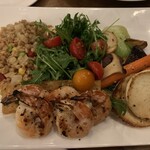 Tommy Bahama Restaurant, Bar & Store - 