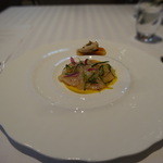 北海道産帆立貝のロザス仕立て フォアグラのタルティーヌ添え　北海道産栗南瓜の冷たいヴルーテ　シェリービネガーの酸味を効かせたサラダ