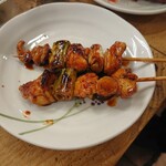 まいど - 「もも（ねぎま）たれ」1本150円