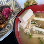 ドッグラン&カフェ そよ風 - 味噌汁の具