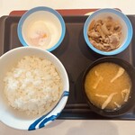 Matsuya - Wで選べる玉子かけごはん　290円　　　　　　　　　　　温玉とミニ牛皿　ご飯大盛