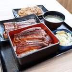 Yoshinoya - 鰻重二枚盛+お新香セット、鰻皿二枚盛、牛皿並盛