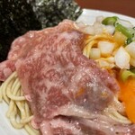 酒肴場 屯 - 素晴らしいサシの入り具合