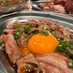 飛騨焼肉・ホルモンぼたん - 