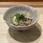 根津 焼鳥 照隅 - 軟骨とゴーヤの土佐酢和え