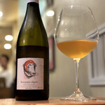 根津 焼鳥 照隅 - オレンジワイングラス