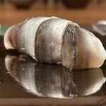 登喜和鮨 - 三面川産 鮎三枚づけ