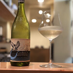 根津 焼鳥 照隅 - 白ワイングラス