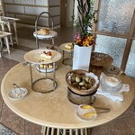 ザ・ブセナテラス クラブラウンジ - ケーキやスコーン、ホイップクリームなど