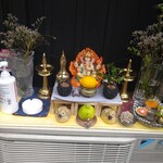 コチン ニヴァース - 