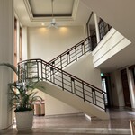 ザ・ブセナテラス クラブラウンジ - 階段