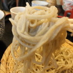 そば屋 けん豆 - 鶏ごぼうせいろ　９５０円　せいろのアップ　【　２０１３年９月　】13