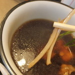 そば屋 けん豆 - 鶏ごぼうせいろ　９５０円　つけ汁の牛蒡　【　２０１３年９月　】16