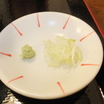そば屋 けん豆 - 本日限定　にしんとろろそば　１２００円　薬味　【　２０１３年９月　】10