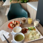 Comfort Library Cafe - 