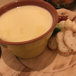 チーズとお肉のリゾートバル CHEESE RESORT - 