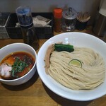 中華そばや 和凡 - 煮干水の冷やつけ麺(ラー油)