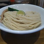 中華そばや 和凡 - 麺