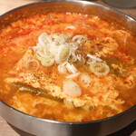 韓国料理 スジャ食堂 - ユッケジャンクッパ