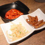 韓国料理 スジャ食堂 - ランチのおかず3種