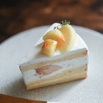 COMPARIS - 桃のショートケーキ☆