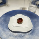 シンジコガ - フルーツトマトとコンテのタルト