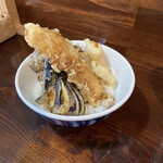 喉越しの蕎麦晴朗 - イカ•舞茸天丼