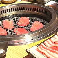 近江うし焼肉 にくTATSU 銀座店 - 