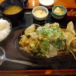 だいにんぐ こはく - 