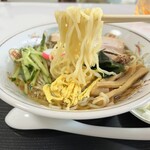 Yoshimiya Shokudou - 縮れの強い細麺